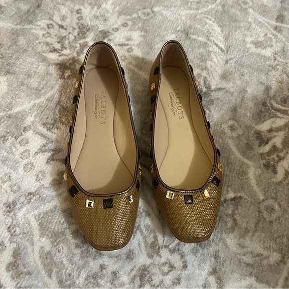 Talbots Shoes - Talbots Couture Soft Gold Metallic Flats with Embellishments, Size 6.5